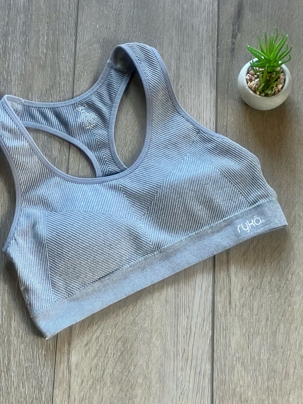NWOT Ryka Seamless Racerback Sports Bra - in grey